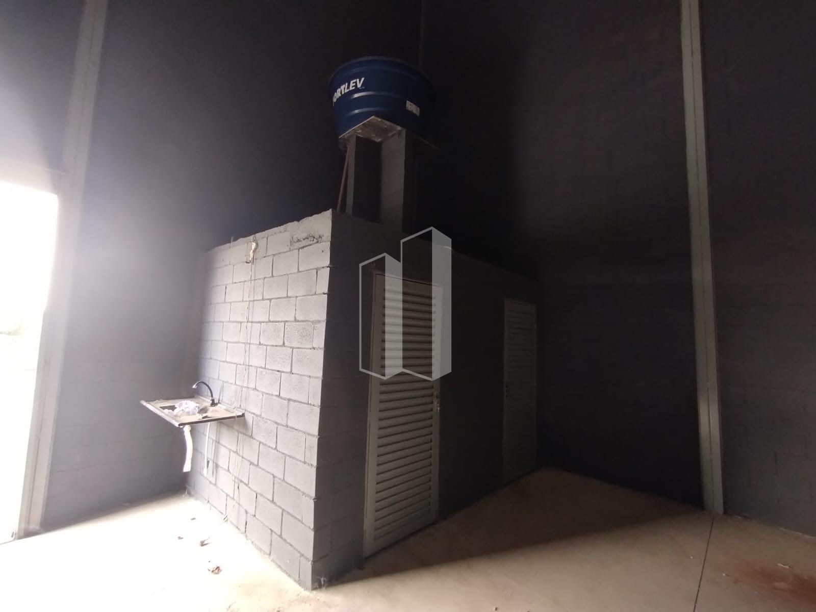 Comercial para alugar com 2 banheiros e 373m² no Parque Itatiaia, Aparecida de Goiânia (GO) — foto 8 de 10