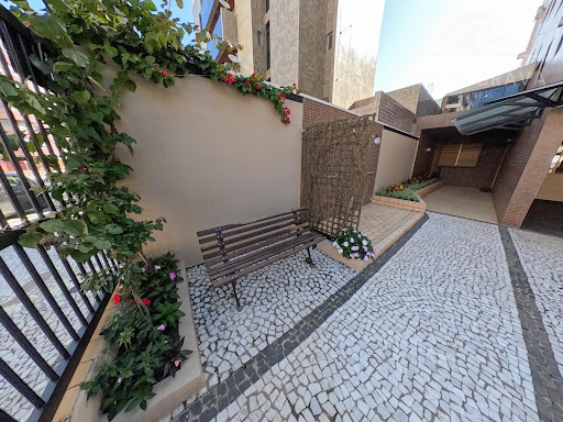 Apartamento Sonhos em Caiobá: Praticidade e 3 quadras do mar