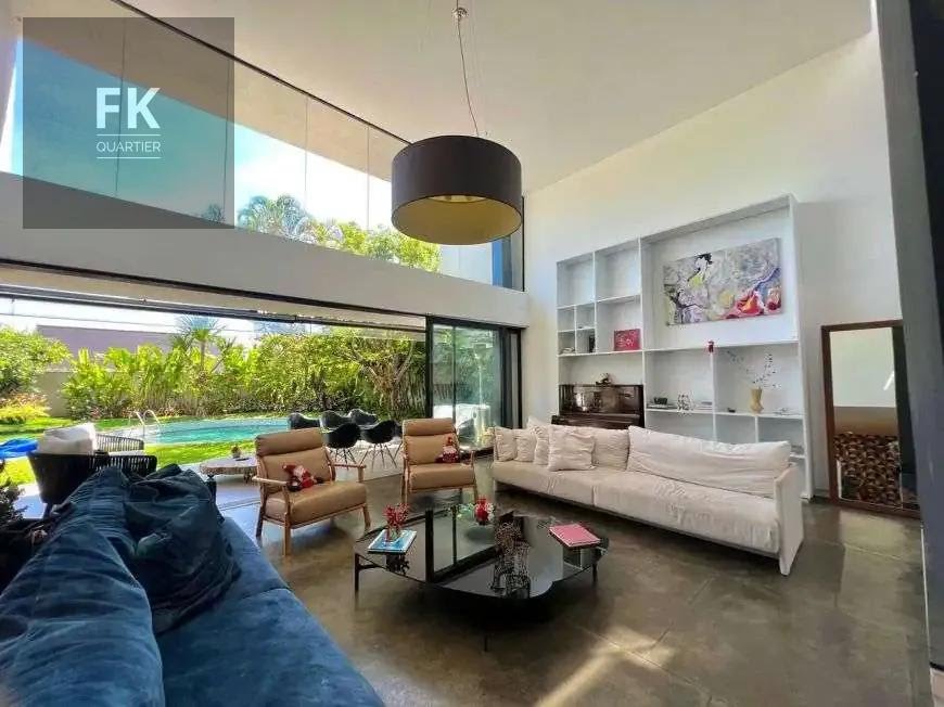 Casa à venda com 3 quartos, 3 suítes, 3 vagas e 320m² no Alphaville Residencial Dois, Barueri (SP) — foto 2 de 25