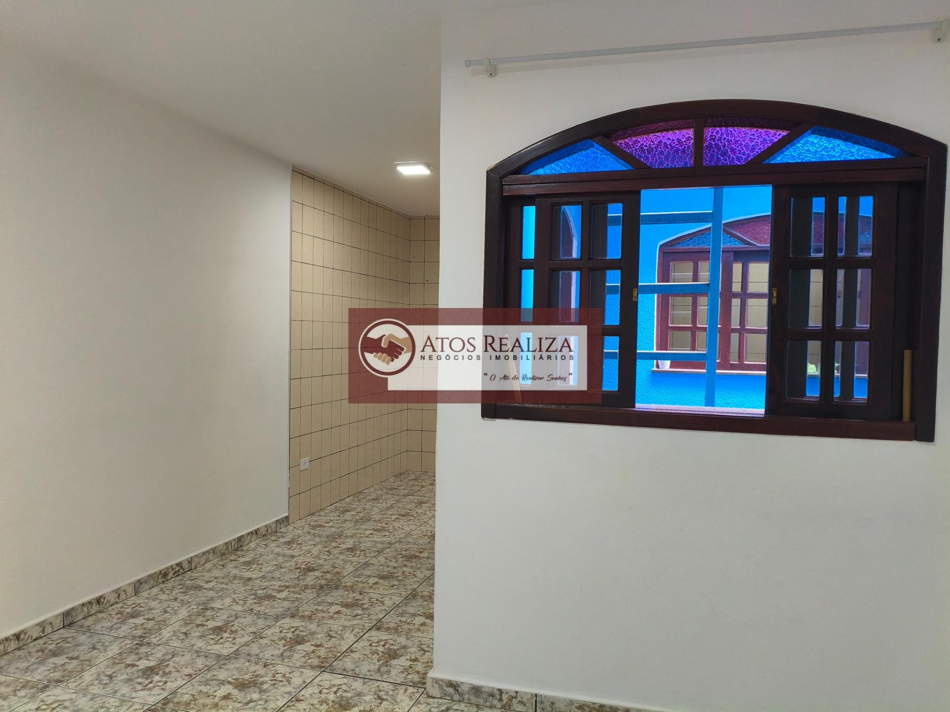 Casa para alugar com 2 quartos, 1 banheiro e 100m² no Balneário São José, São Paulo — foto principal