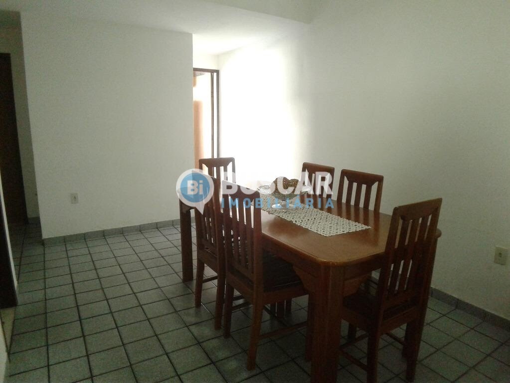 Casa à venda com 4 quartos, 3 banheiros, 2 vagas e 196m² no São João, Feira de Santana (BA) — foto 9 de 17