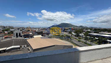 Sala em Parque Residencial Laranjeiras - Serra, ES