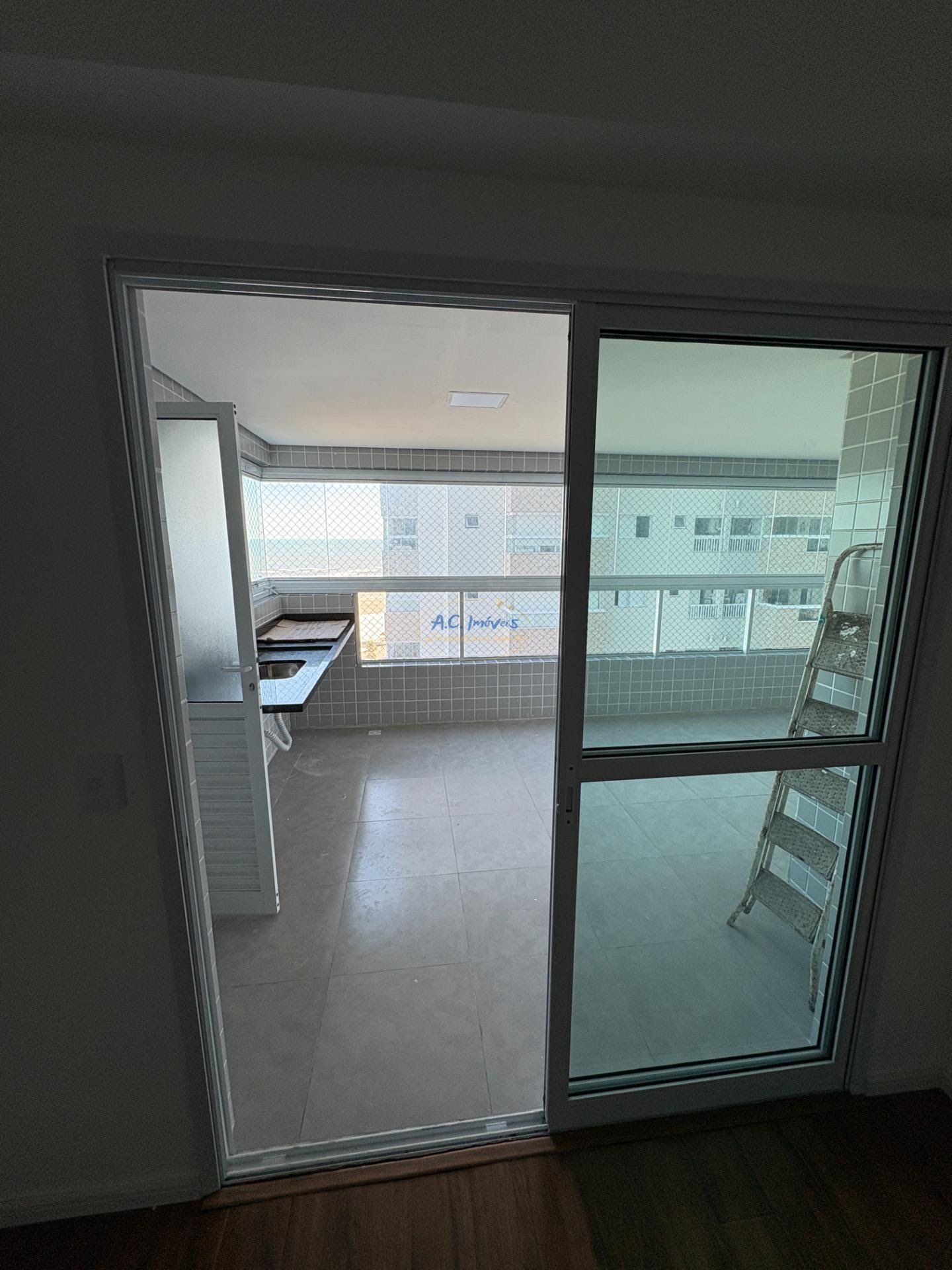 Apartamento à venda com 3 quartos, 1 suíte, 2 vagas e 112m² no Vilamar, Praia Grande (SP) — foto 10 de 30