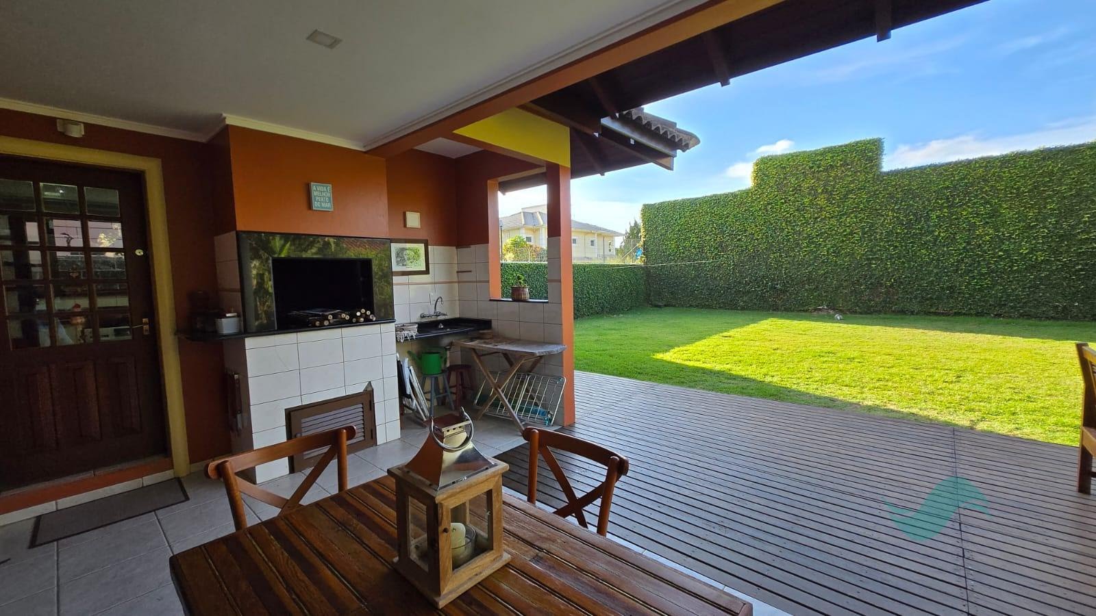 Casa à venda com 3 quartos, 1 suíte, 4 vagas e 230m² no Jurerê Internacional, Florianópolis (SC) — foto 23 de 30