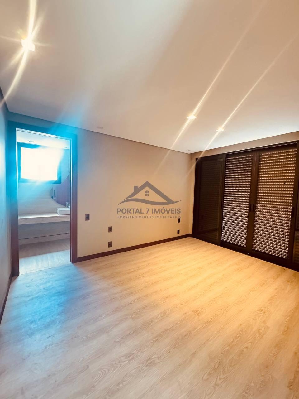 Casa à venda com 1 quarto, 3 suítes, 3 vagas e 350m² no Residencial Veredas, Sete Lagoas (MG) — foto 25 de 30