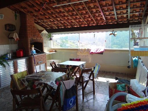 AREA DE CHURRASQUEIRA