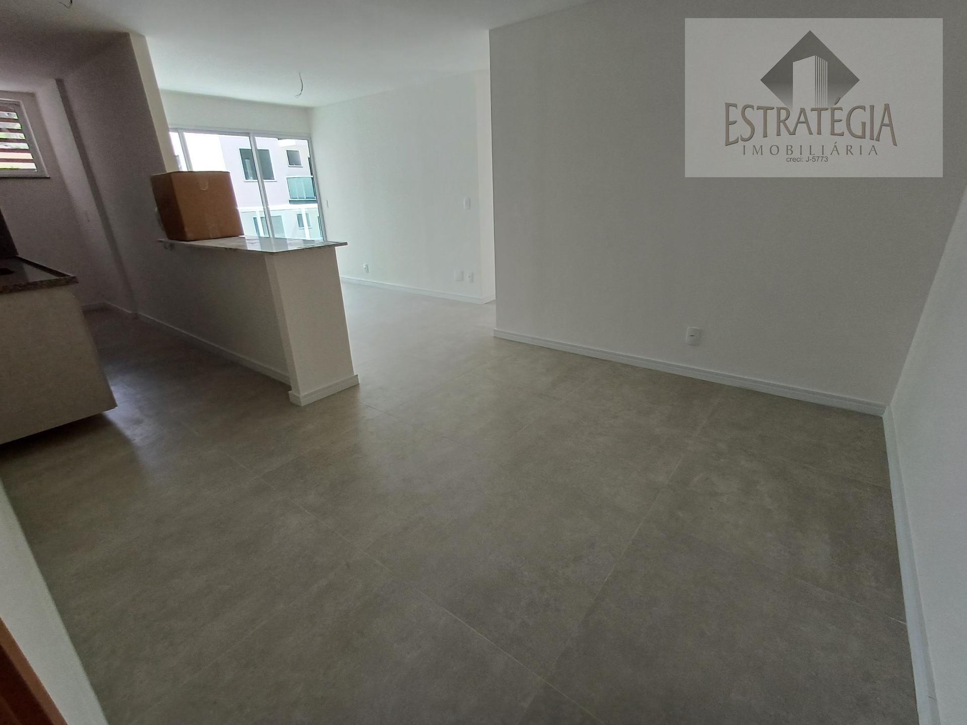 Apartamento à venda com 2 quartos, 1 suíte, 1 vaga e 68m² no Retiro, Petrópolis (RJ) — foto 2 de 13