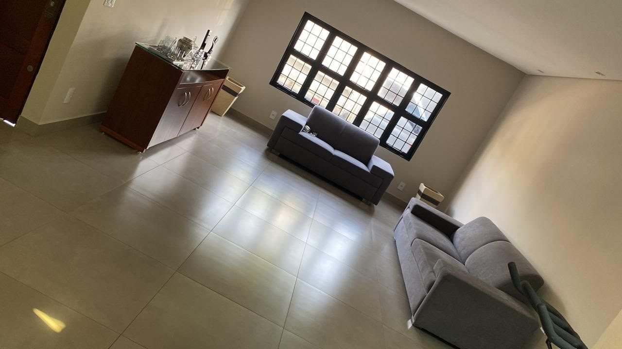 Casa à venda com 3 quartos, 1 suíte, 4 vagas e 200m² no Parque dos Bandeirantes, Ribeirão Preto (SP) — foto 8 de 12