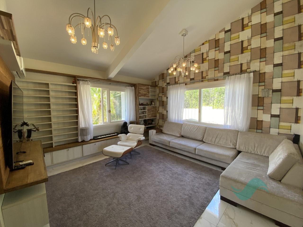 Casa à venda com 3 quartos, 3 suítes, 2 vagas e 492m² no Jurerê, Florianópolis (SC) — foto 7 de 23