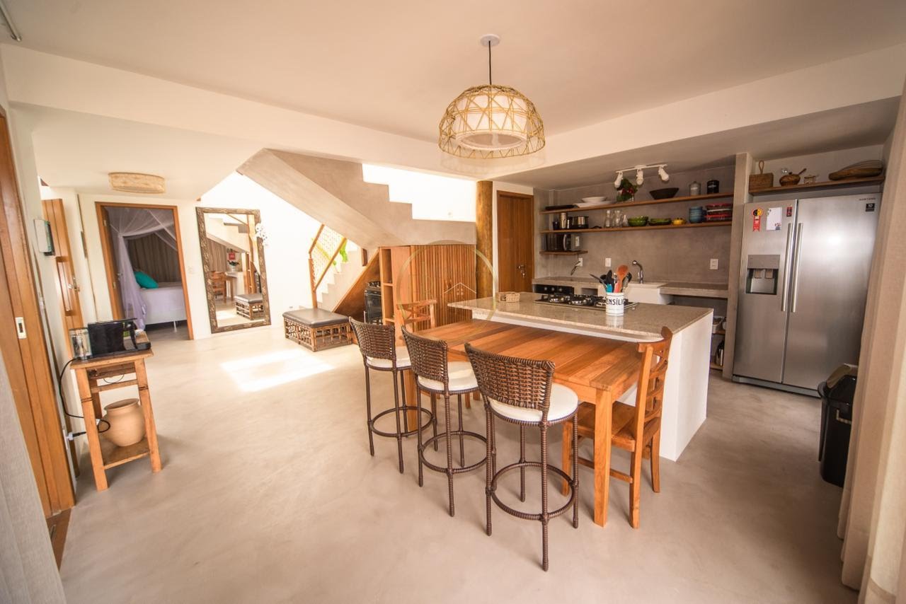 Casa à venda com 4 quartos, 4 suítes, 3 vagas e 180m² no Estrada de Trancoso, Porto Seguro (BA) — foto 8 de 16