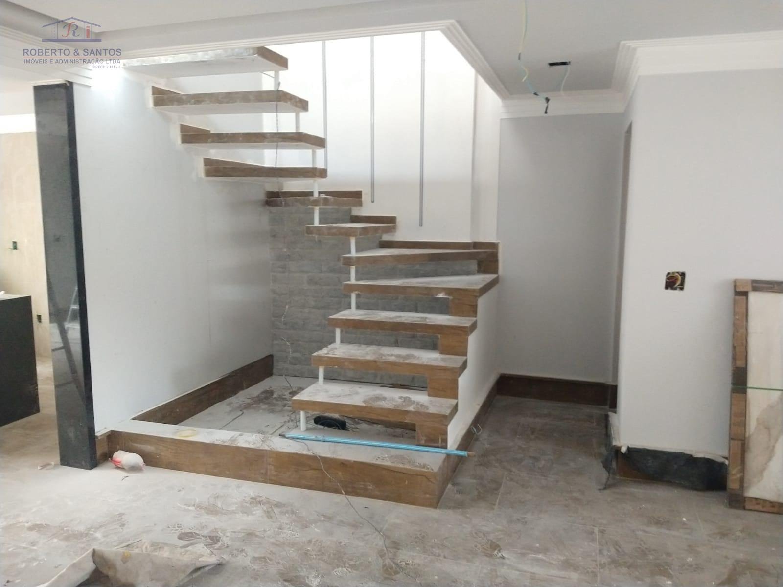 Escadas para os dormitórios