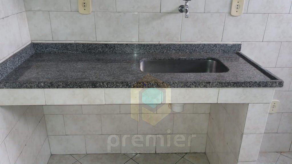 TAMPO GRANITO E TORNEIRA