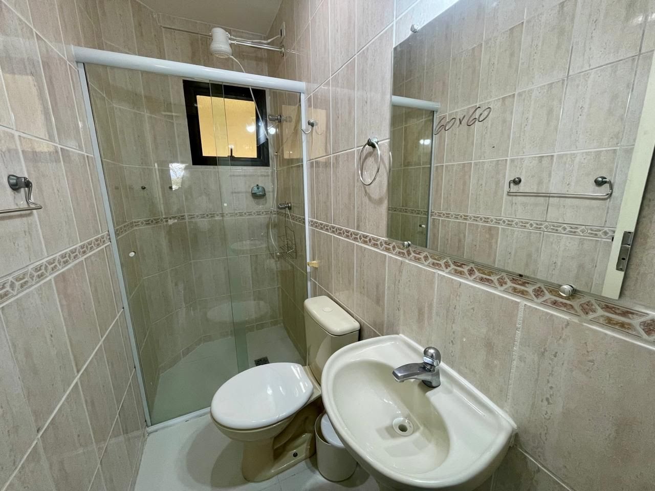 Apartamento para alugar com 2 quartos, 2 banheiros e 70m² no Itaguá, Ubatuba (SP) — foto 8 de 12