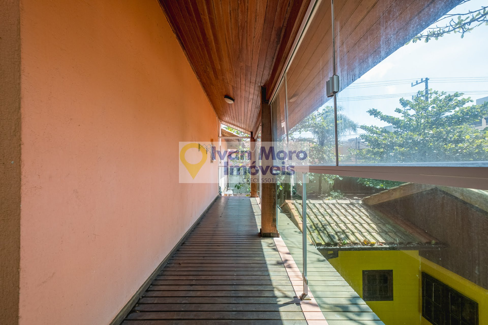 Casa à venda com 10 quartos, 7 suítes, 4 vagas e 554m² no Ingleses do Rio Vermelho, Florianópolis (SC) — foto 27 de 30