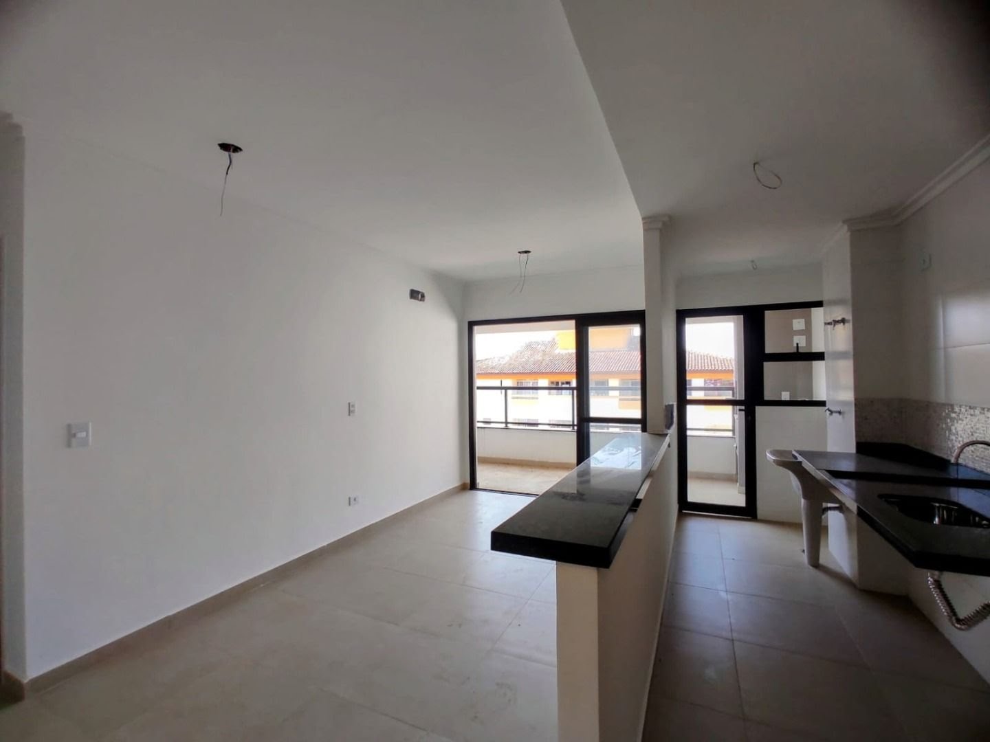 Apartamento à venda com 2 quartos, 3 banheiros, 2 vagas e 76m² no Itaguá, Ubatuba (SP) — foto 5 de 11