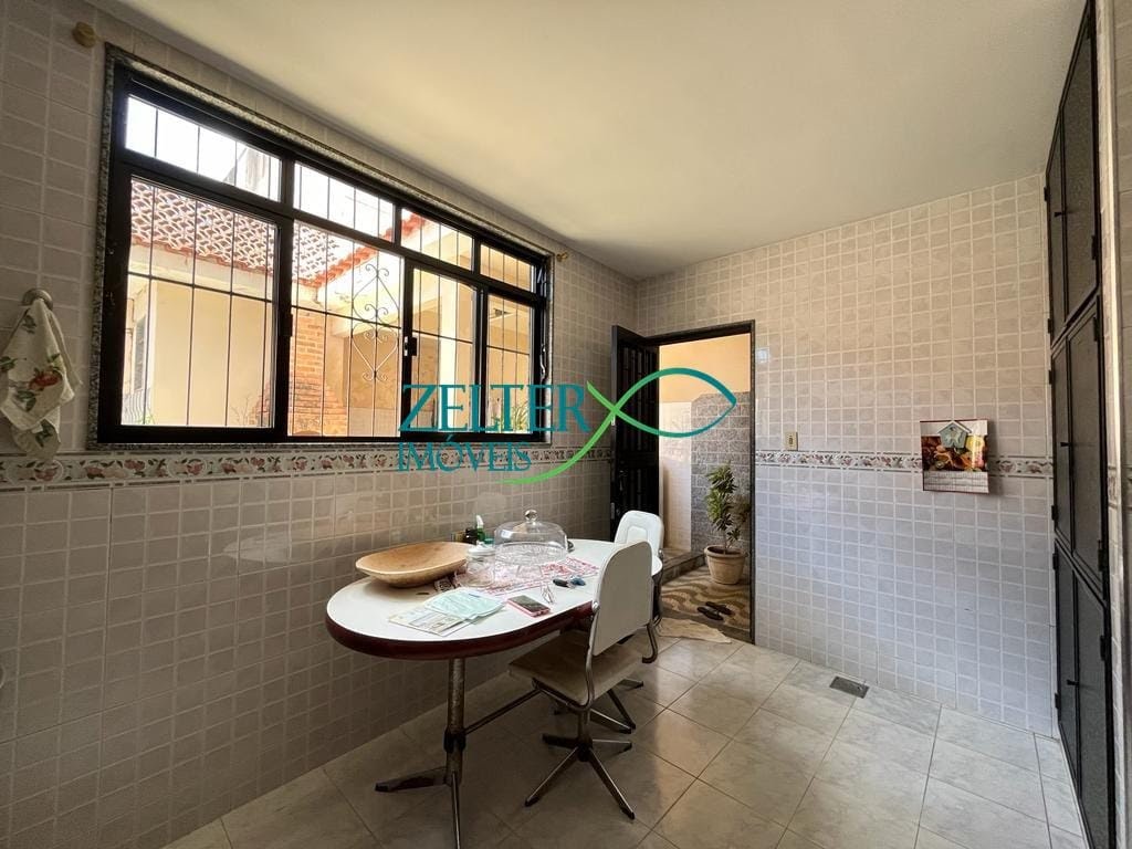 Casa à venda com 3 quartos, 1 suíte, 3 vagas e 268m² no Penha Circular, Rio de Janeiro (RJ) — foto 7 de 22