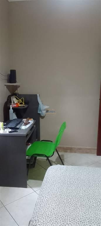 Casa à venda com 3 quartos, 2 banheiros, 2 vagas e 110m² no Guilhermina, Praia Grande (SP) — foto 12 de 24