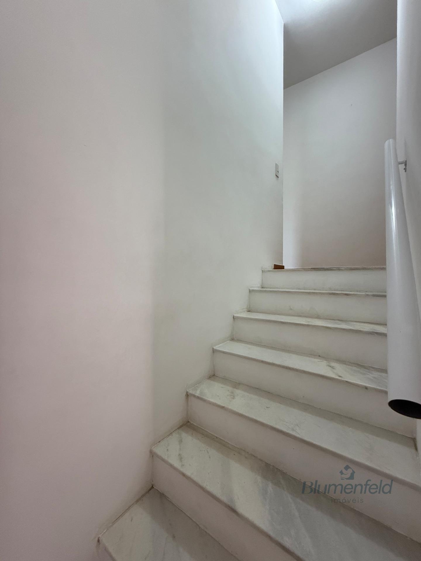 Casa à venda com 3 quartos, 1 suíte, 2 vagas e 100m² no Jordanópolis, Arujá (SP) — foto 6 de 19