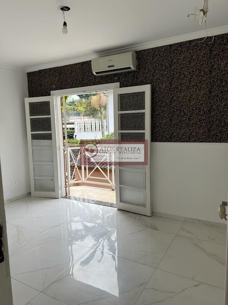 Casa para alugar com 3 quartos, 3 suítes e 4 vagas no Interlagos, São Paulo (SP) — foto 27 de 30