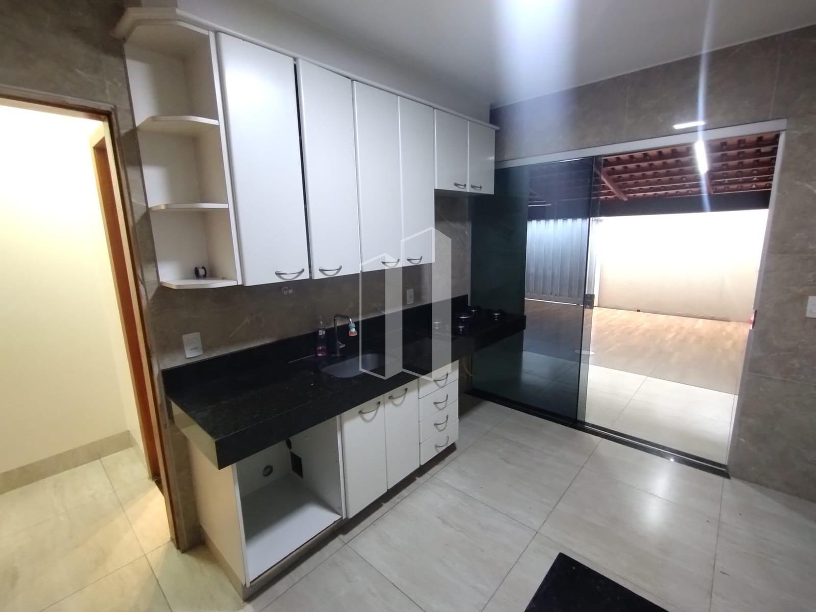 Casa para alugar com 4 quartos, 1 suíte, 2 vagas e 200m² no Parque Anhanguera, Goiânia (GO) — foto 6 de 30