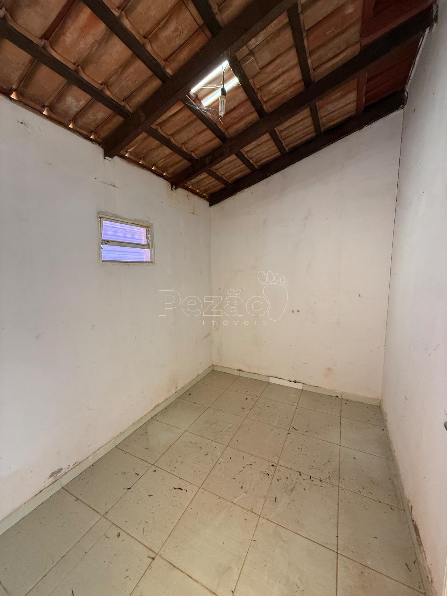 Casa à venda com 3 quartos, 1 banheiro, 2 vagas e 220m² no Jardim Imperial, Itapuranga (GO) — foto 2 de 9