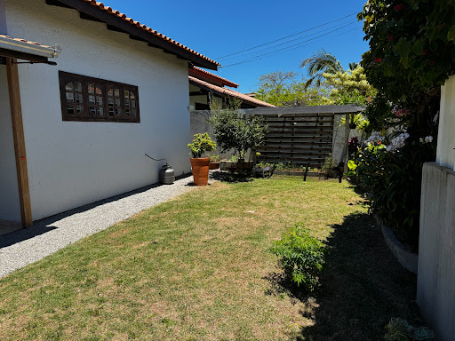 Patio frontal