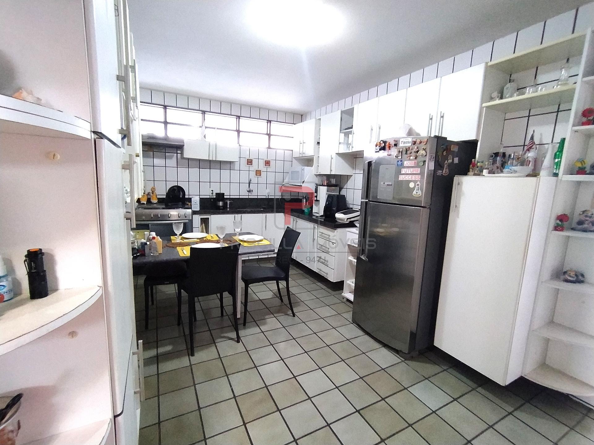 Casa à venda com 4 quartos, 4 suítes, 4 vagas e 363m² no Jardim Oceania, João Pessoa (PB) — foto 13 de 30