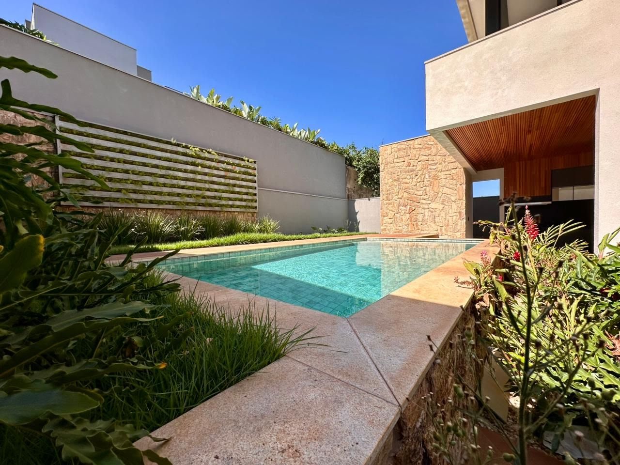 Casa à venda com 3 quartos, 3 suítes, 4 vagas e 364m² no Alphaville, Ribeirão Preto (SP) — foto 4 de 23