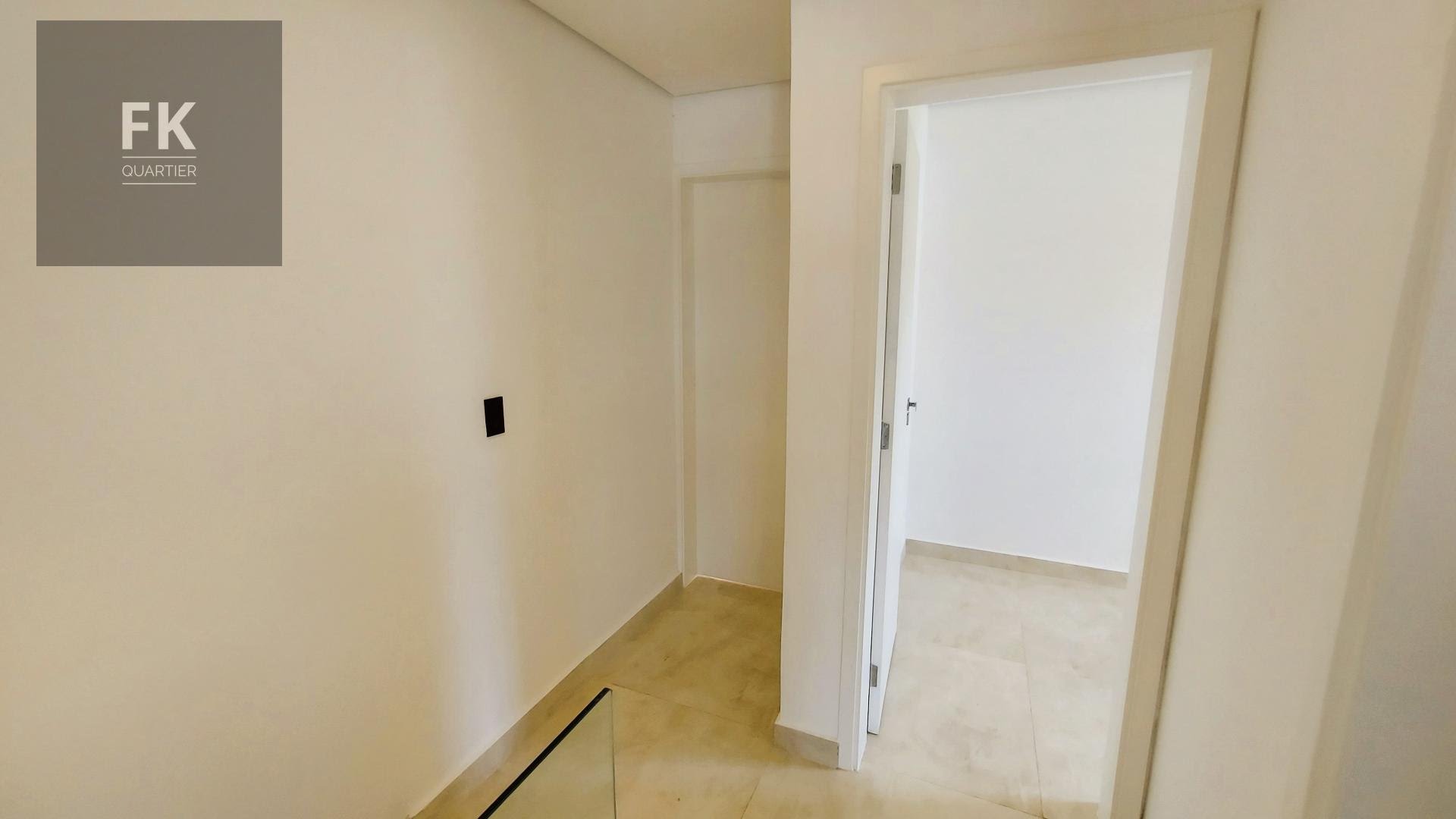 Casa à venda com 3 quartos, 1 suíte, 2 vagas e 126m² no Villas do Jaguari, Santana de Parnaíba (SP) — foto 20 de 27