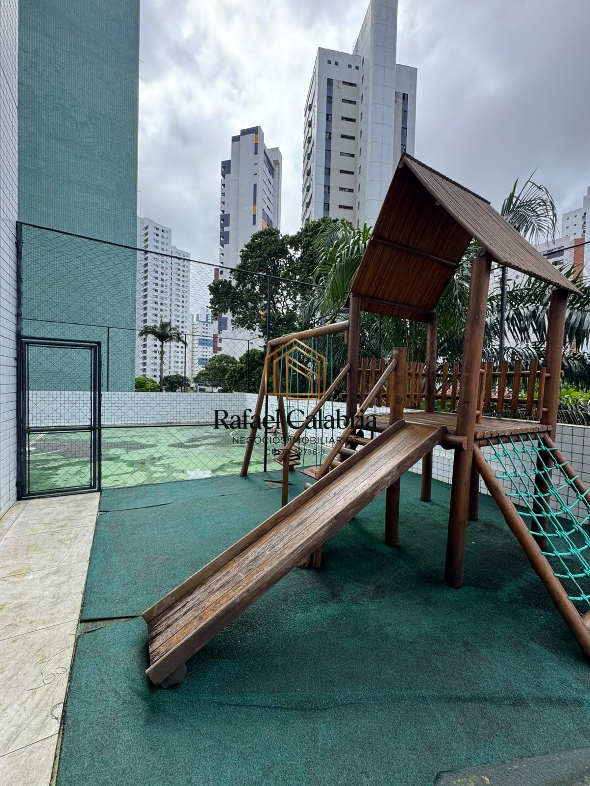 Apartamento à venda com 4 quartos, 1 suíte, 2 vagas e 180m² no Tamarineira, Recife (PE) — foto 9 de 30