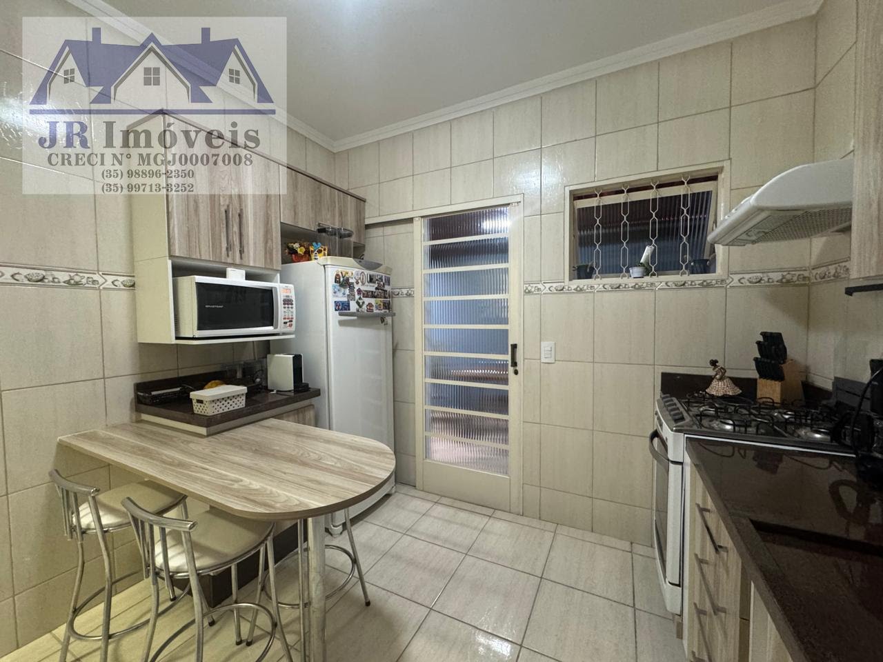 Casa à venda com 3 quartos, 1 suíte, 2 vagas e 250m² no Canudos, Piranguinho (MG) — foto 2 de 17