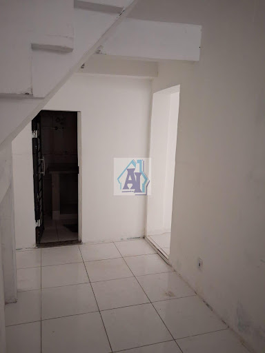 Sala (Depósito).. (vista p banheiro)