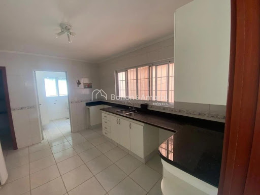 Casa, 4 quartos, 242 m² - Foto 3