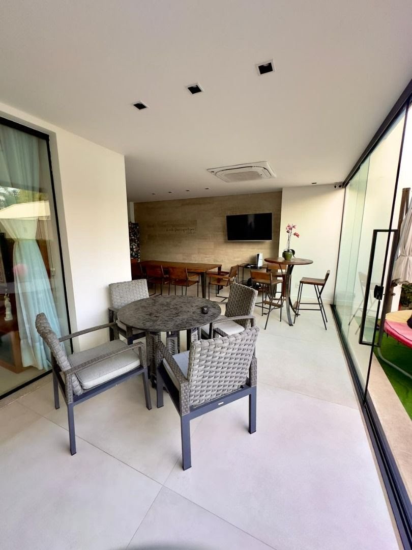Casa à venda com 3 quartos, 5 suítes, 6 vagas e 445m² no Barra da Tijuca, Rio de Janeiro (RJ) — foto 4 de 30