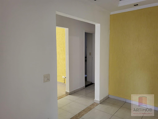 Casa à Venda no Morumbi: 3 Dorms, 200m² por R$800k