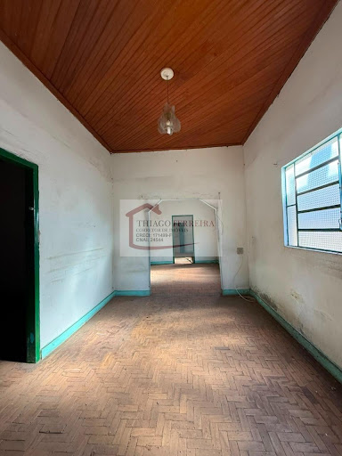 Casa em Avenida Padre Pio Corso  -  Santa Rita do Passa Quatro