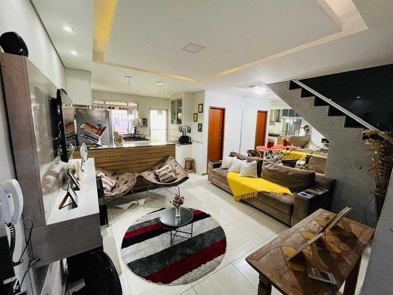 Casa à venda com 2 quartos, 2 banheiros, 2 vagas e 69m² no Imperial, Santa Luzia — foto principal