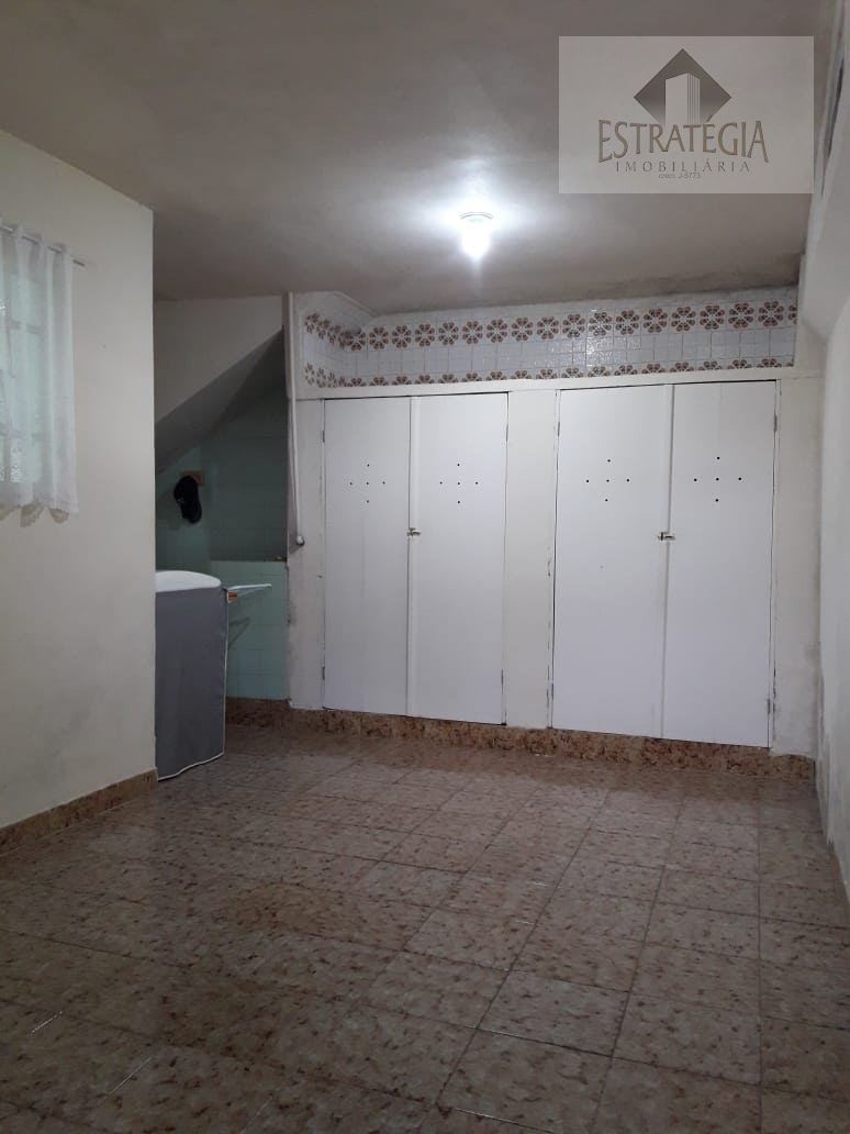 Casa à venda com 3 quartos, 2 banheiros, 5 vagas e 155m² no Castrioto, Petrópolis (RJ) — foto 10 de 17
