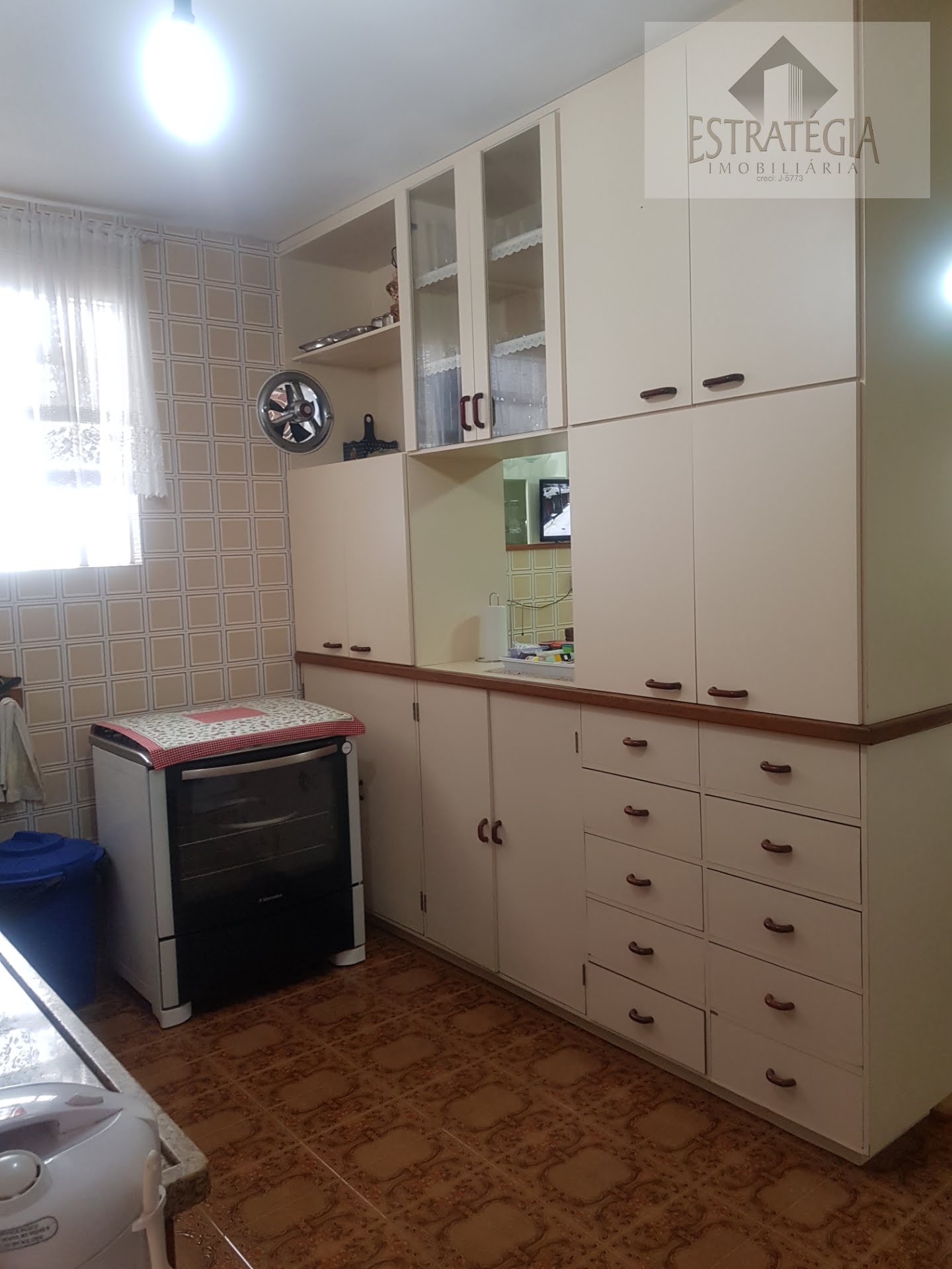 Casa à venda com 4 quartos, 1 suíte, 3 vagas e 239m² no Quarteirão Ingelheim, Petrópolis (RJ) — foto 18 de 30