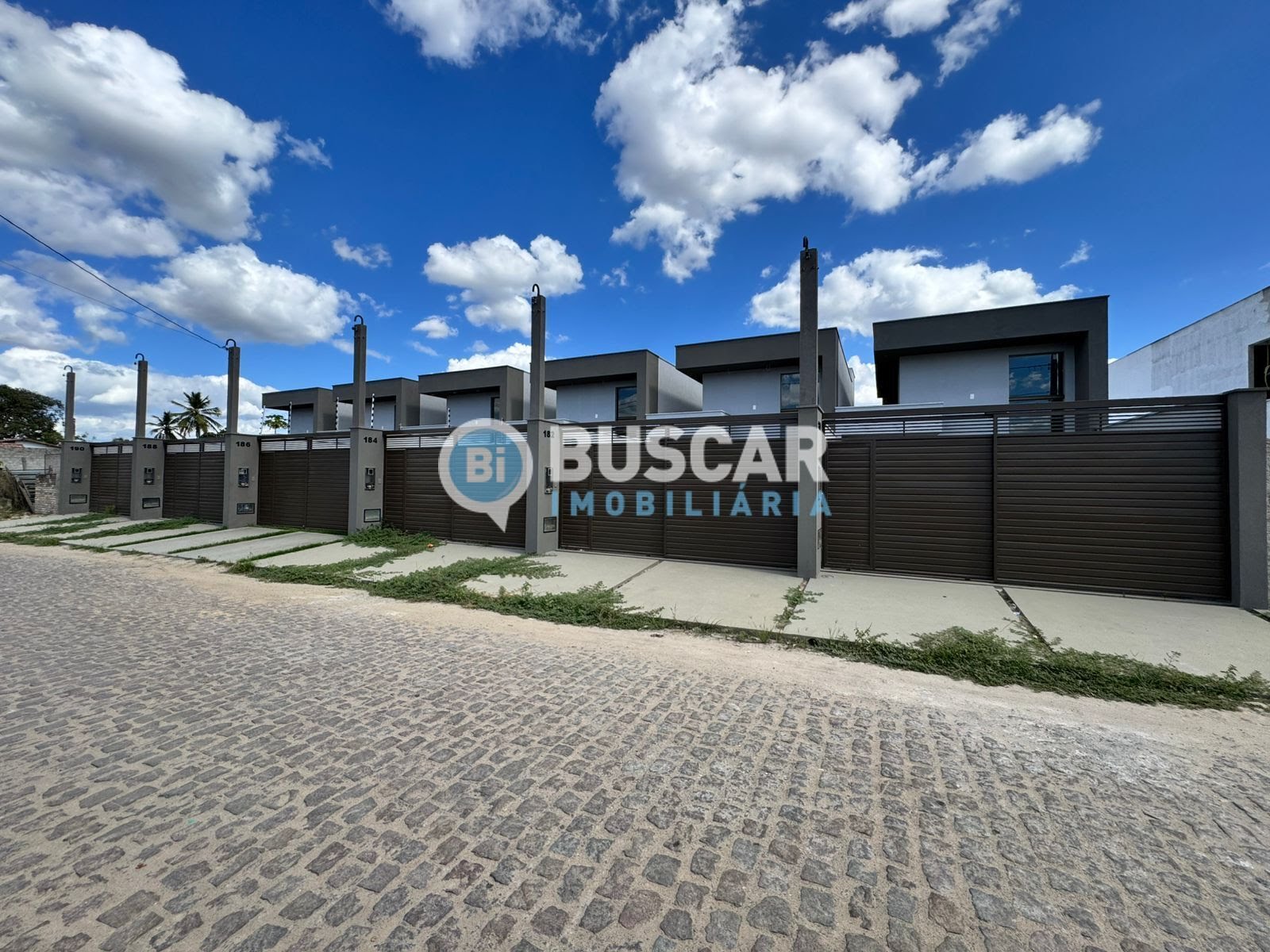 Casa à venda com 3 quartos, 1 suíte, 2 vagas e 146m² no Sim, Feira de Santana (BA) — foto 9 de 10