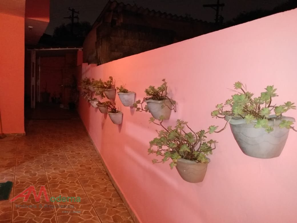 Casa à venda com 4 quartos, 1 suíte, 2 vagas e 220m² no Demarchi, São Bernardo do Campo (SP) — foto 19 de 20
