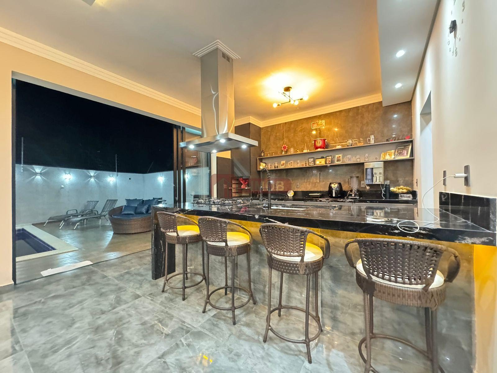 Casa à venda com 3 quartos, 2 suítes, 2 vagas e 267m² no Loteamento Residencial Parque das Araucárias, Tremembé (SP) — foto 29 de 30
