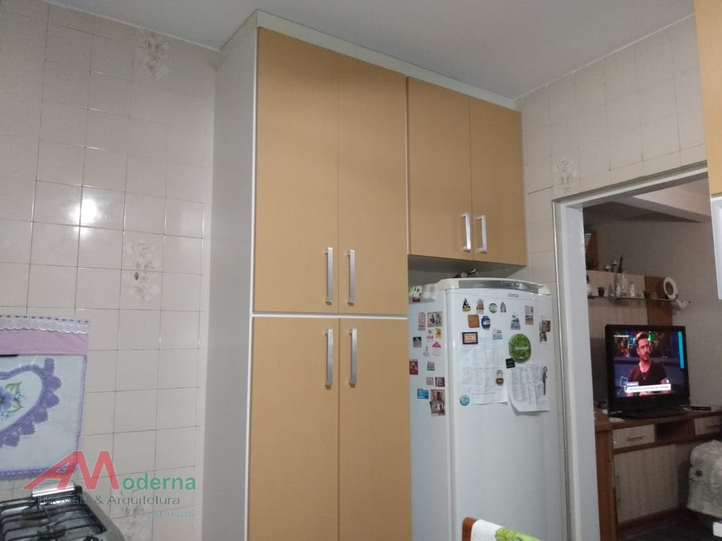 Casa à venda com 4 quartos, 1 suíte, 2 vagas e 220m² no Demarchi, São Bernardo do Campo (SP) — foto 10 de 20