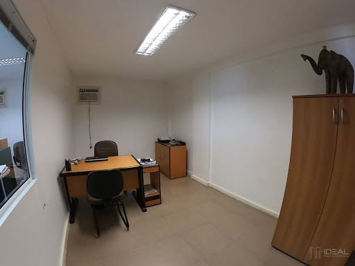 Sala comercial para locação no Vip's Center Shopping em Campos dos Goytacazes, RJ. 
