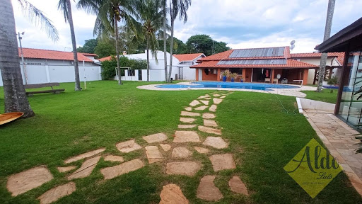 Casa com edícula em Jd Botanico  -  São Pedro