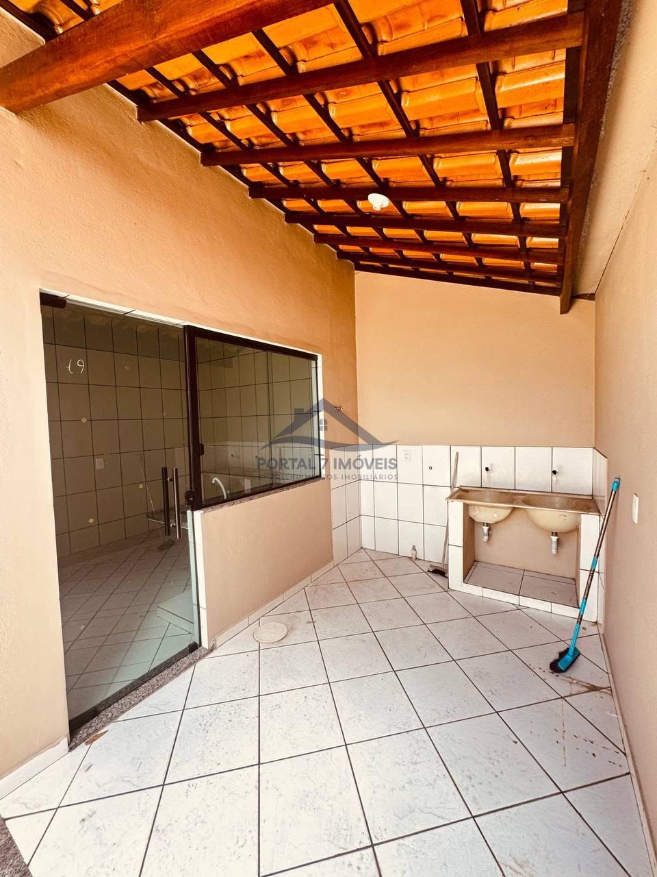 Casa para alugar com 2 quartos, 1 banheiro e 2 vagas no Olinto Alvin, Sete Lagoas (MG) — foto 6 de 12