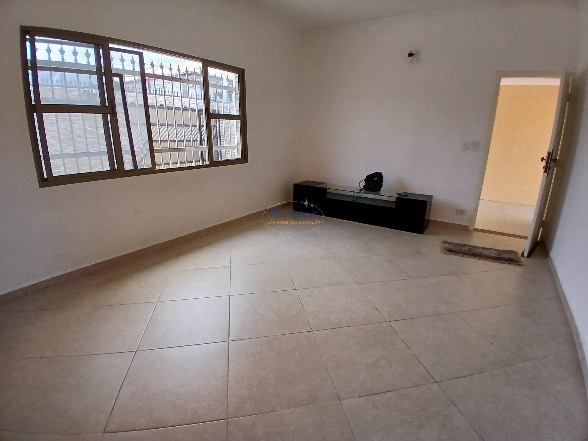 Casa à venda com 3 quartos, 1 suíte, 4 vagas e 130m² no Caiçara, Praia Grande (SP) — foto 8 de 30
