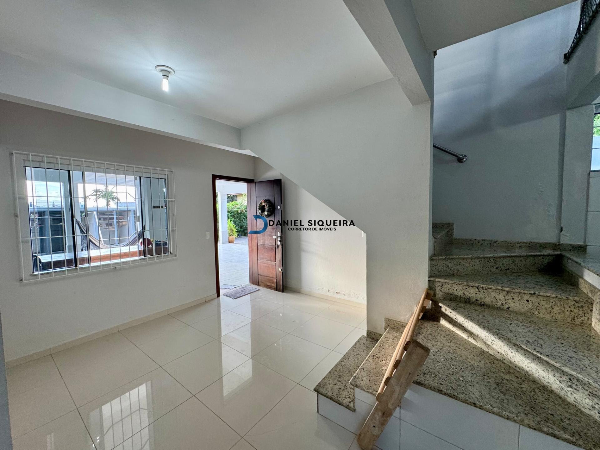 Casa à venda com 3 quartos, 1 suíte, 6 vagas e 190m² no Fundos, Biguaçu (SC) — foto 14 de 30