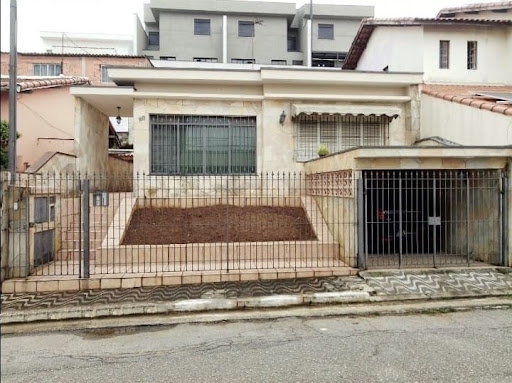 Casa à Venda no Parque São Domingos