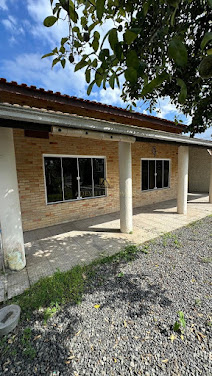 Casa em Aventureiro  -  Joinville
